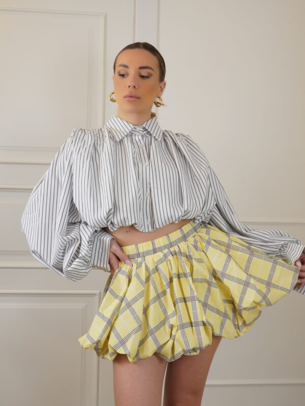 GONNA BON BON YELLOW