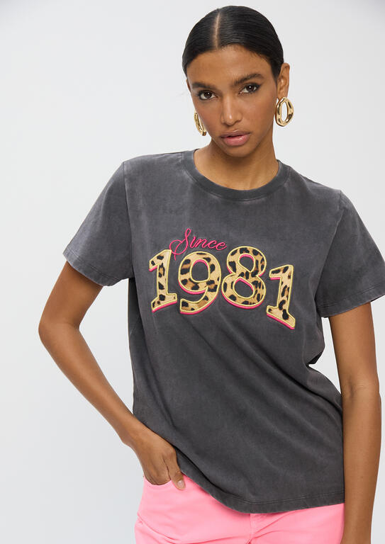 T-SHIRT 1981  LOLA CASADEMUNT